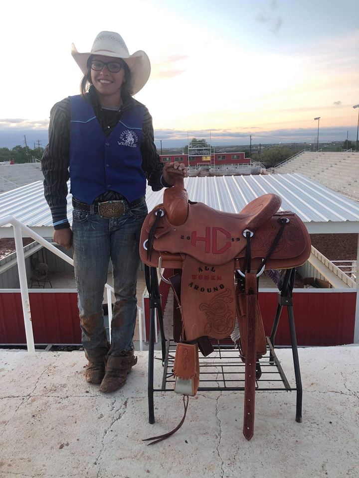 Hutchings wins Women's All-Around Title at Howard College Rodeo