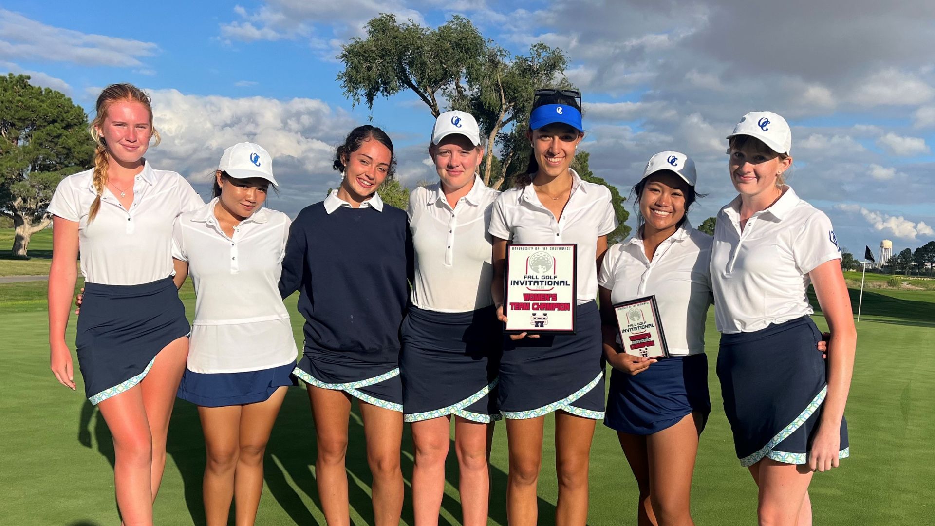 Women's Golf takes home USW Fall Invite Championship